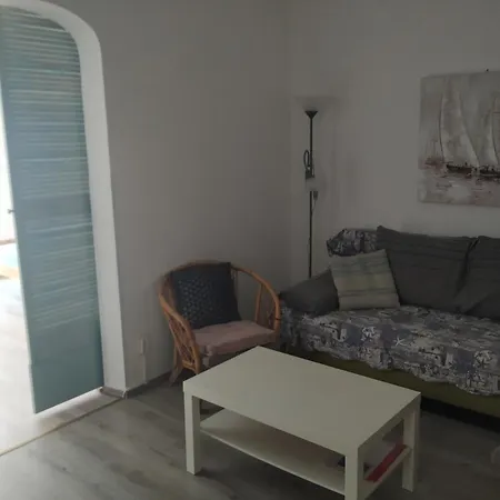 Zp44 Apartamento Pula