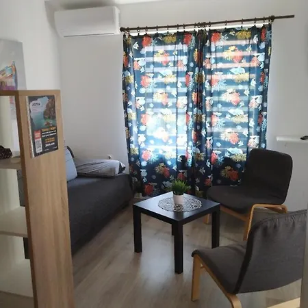 Zp44 Апартаменти *